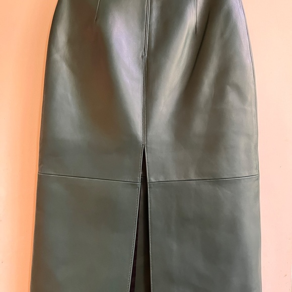 GIVENCHY NWT $3790. FOREST GREEN LEATHER PENCIL SKIRT S 2 RUNWAY - Picture 7 of 9